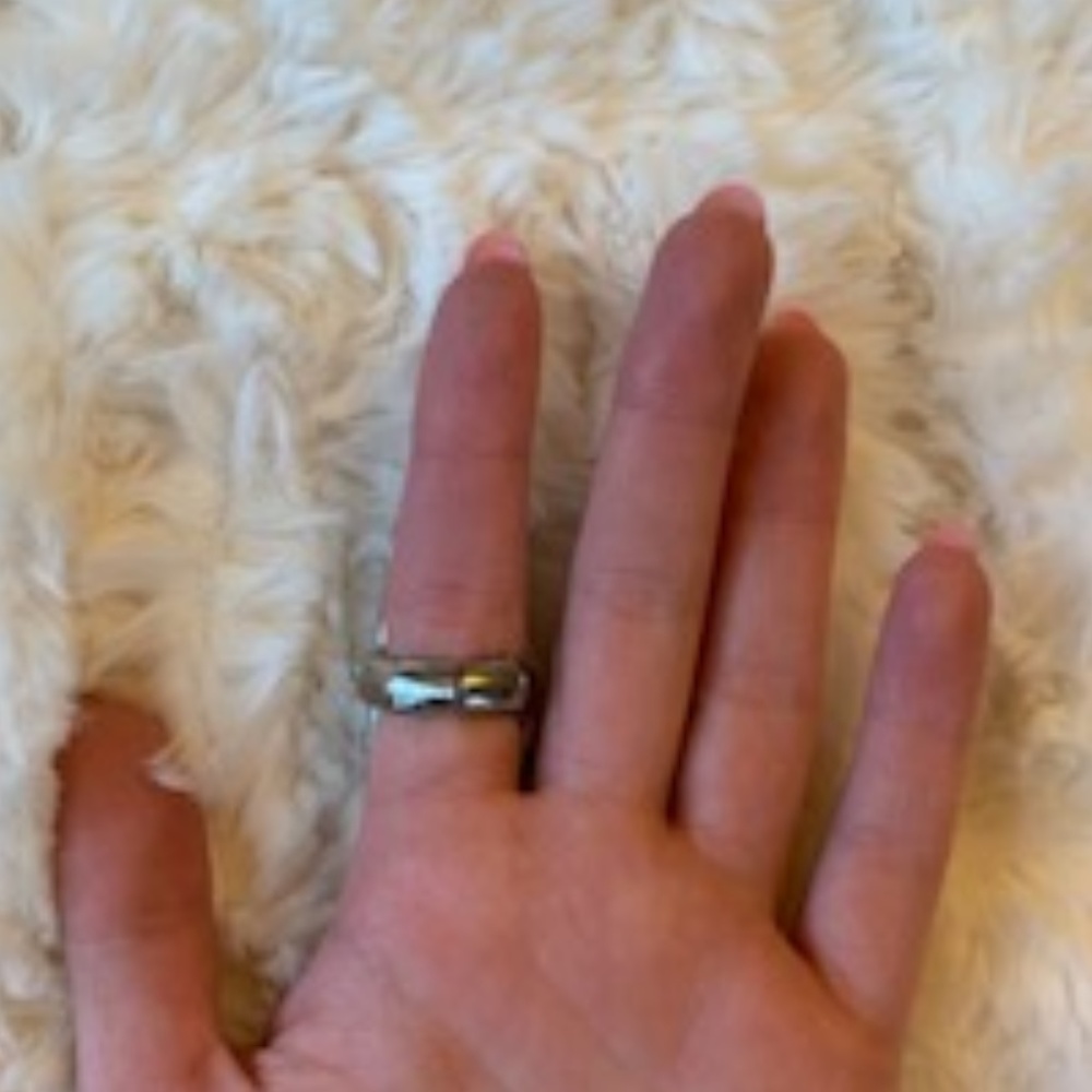 Silver Ring - Picture 3 of 5